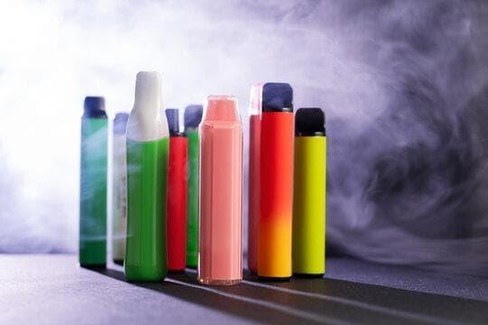 Examining đá gà trực tiếp casino live betting culture and the effects of smoking e cigarettes on viewers and players