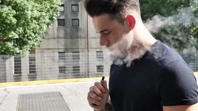 IBvape Elektronske Cigarete and white cloud electronic cigarettes expert buying guide top reviews flavors battery life and safety
