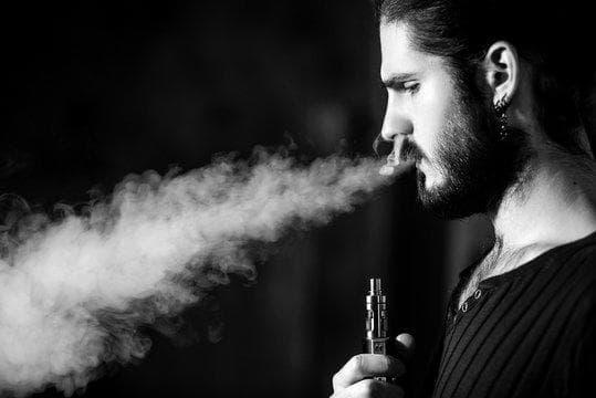 Disposable Vapes 2025 guide and what are the best e cigarettes for flavor battery life and value